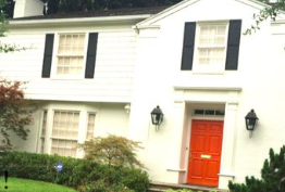 Our recommendations on front door and shutter combos 1